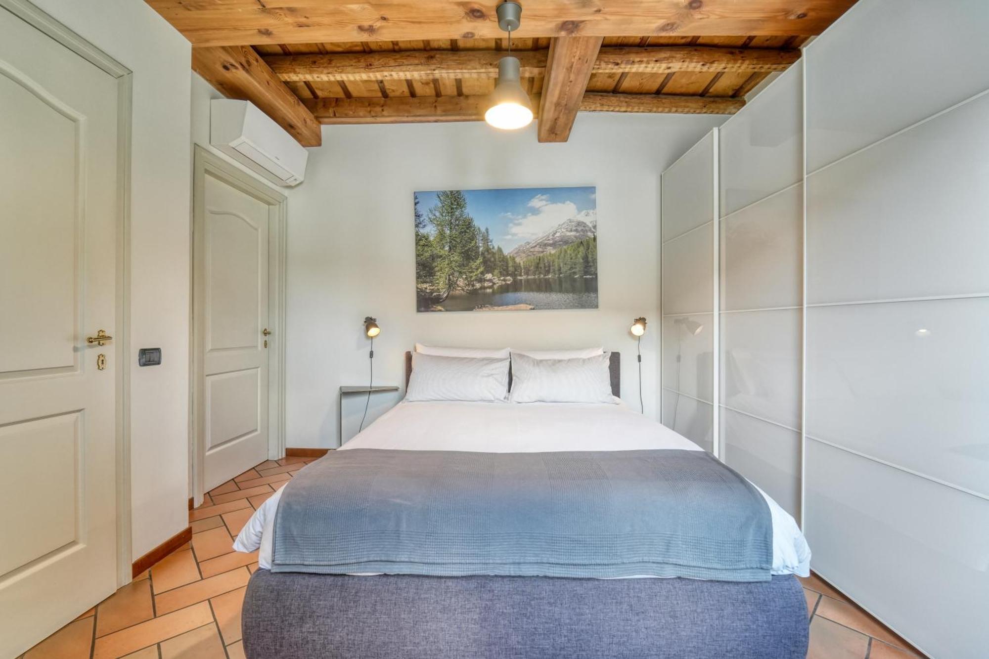 Casa Di Milo Διαμέρισμα Τσερνόμπιο Εξωτερικό φωτογραφία