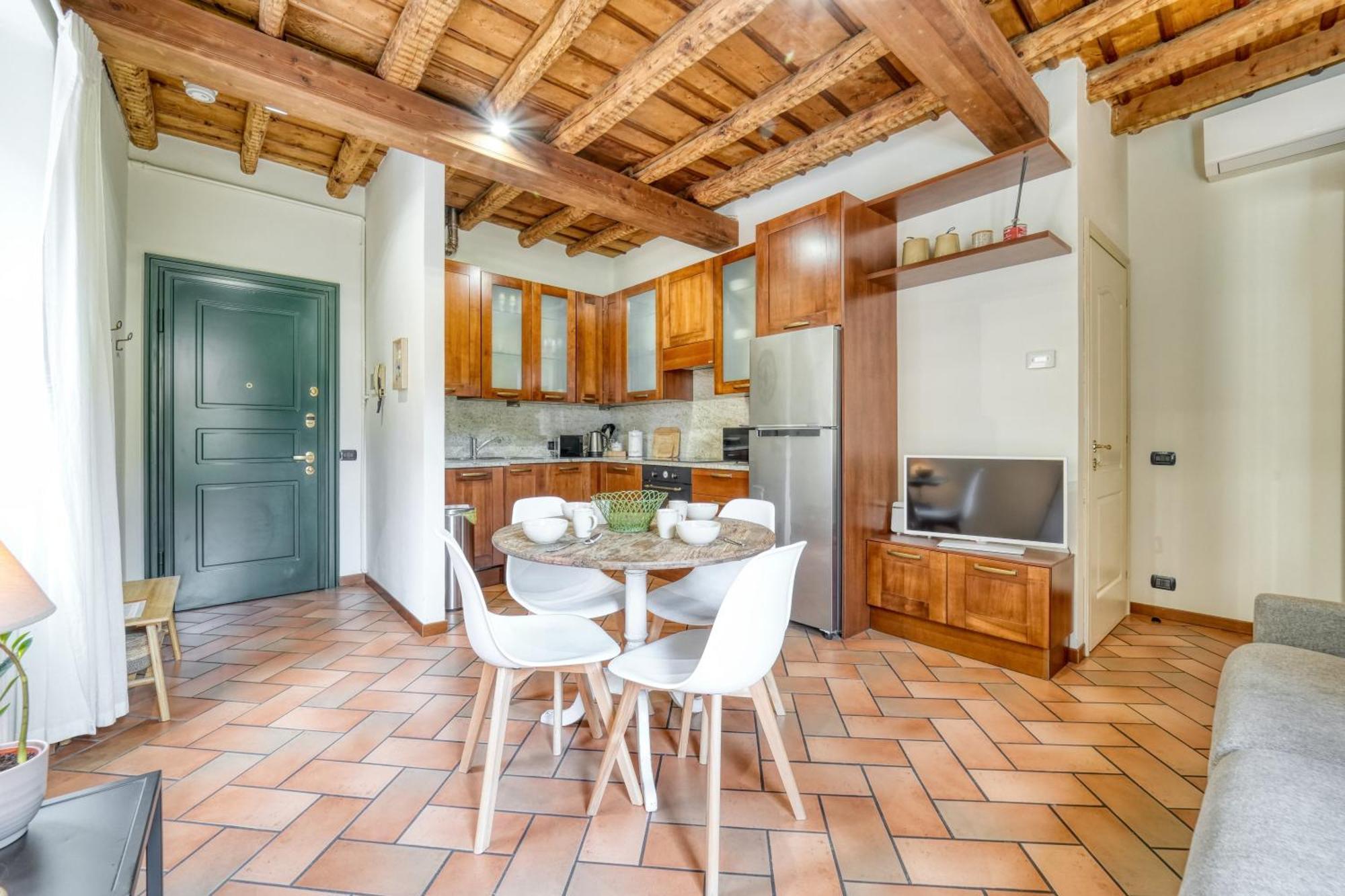 Casa Di Milo Διαμέρισμα Τσερνόμπιο Εξωτερικό φωτογραφία