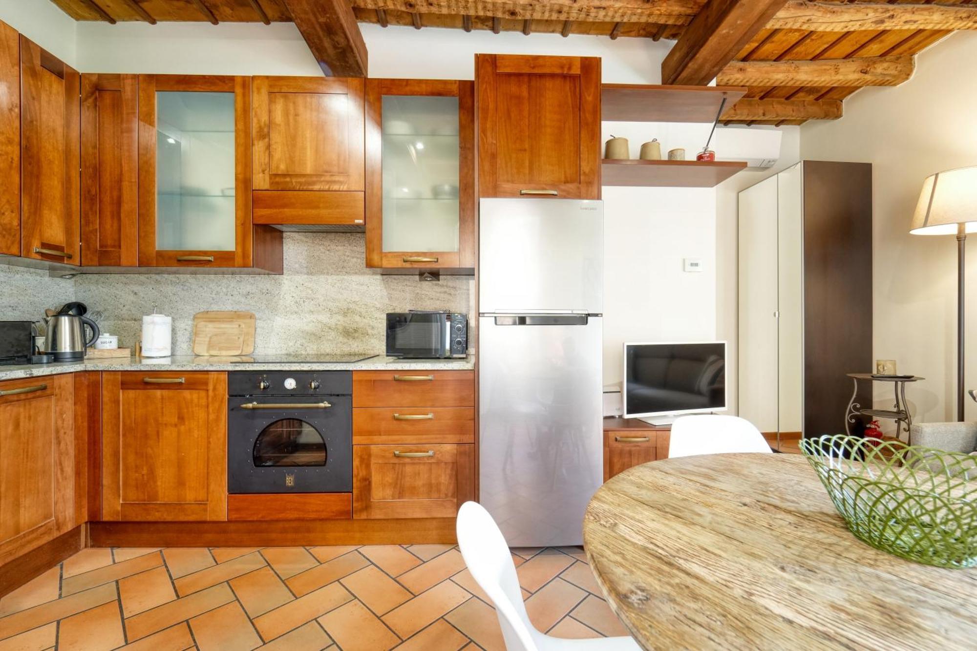 Casa Di Milo Διαμέρισμα Τσερνόμπιο Εξωτερικό φωτογραφία